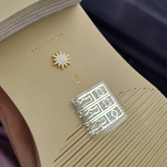 NEW STUART WEITZMAN SONDRA ANKLE BOOT IN TAN 🤎 SIZE 5 $782 - Picture 10 of 15